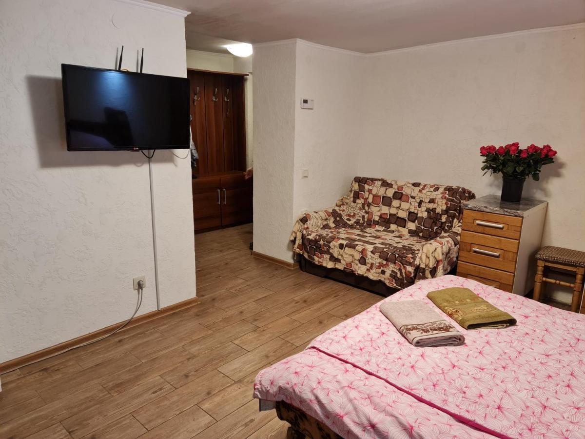 Студіо На Кoновальця Lviv Exterior photo